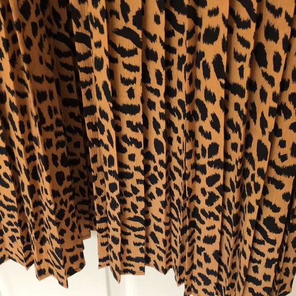 Leopard Print Spaghetti Strap Dress - Picture 3 of 9